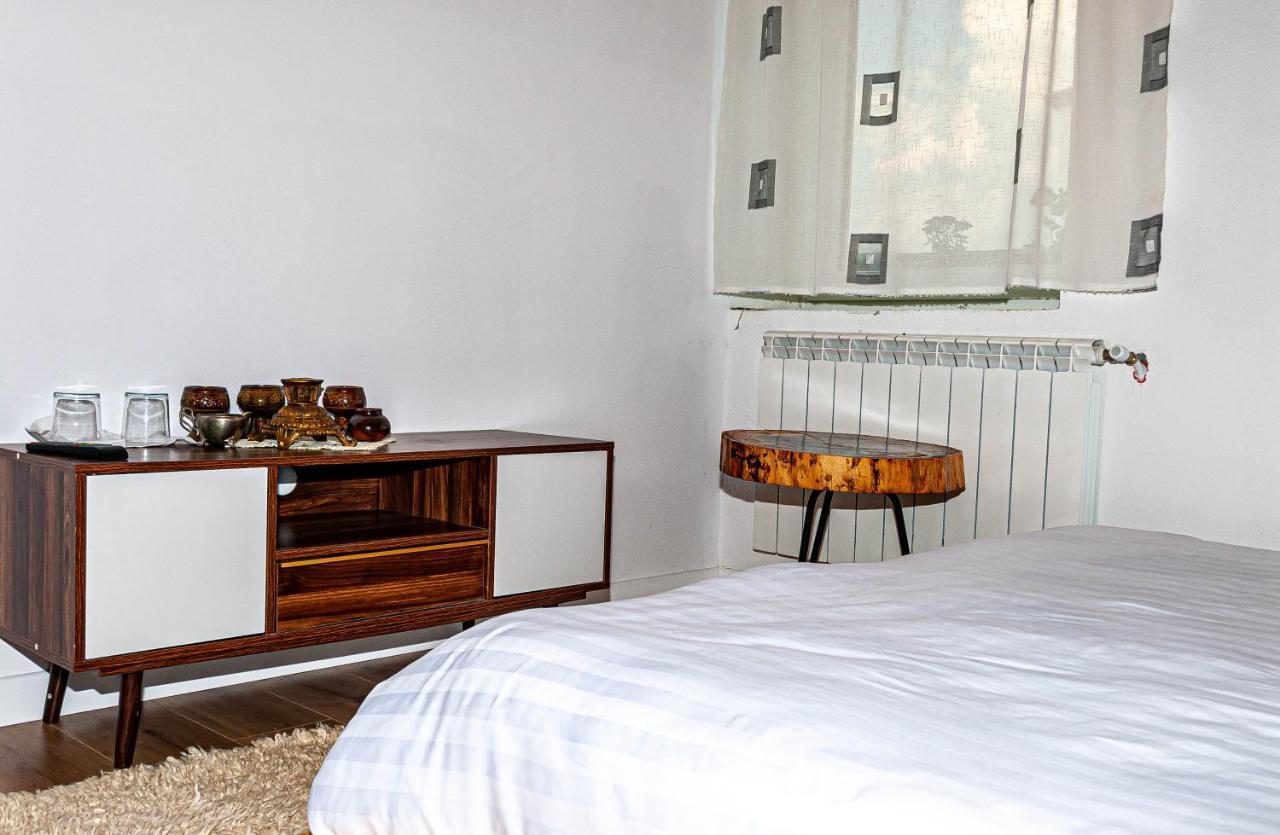 N'Konak Guesthouse Puke Bagian luar foto